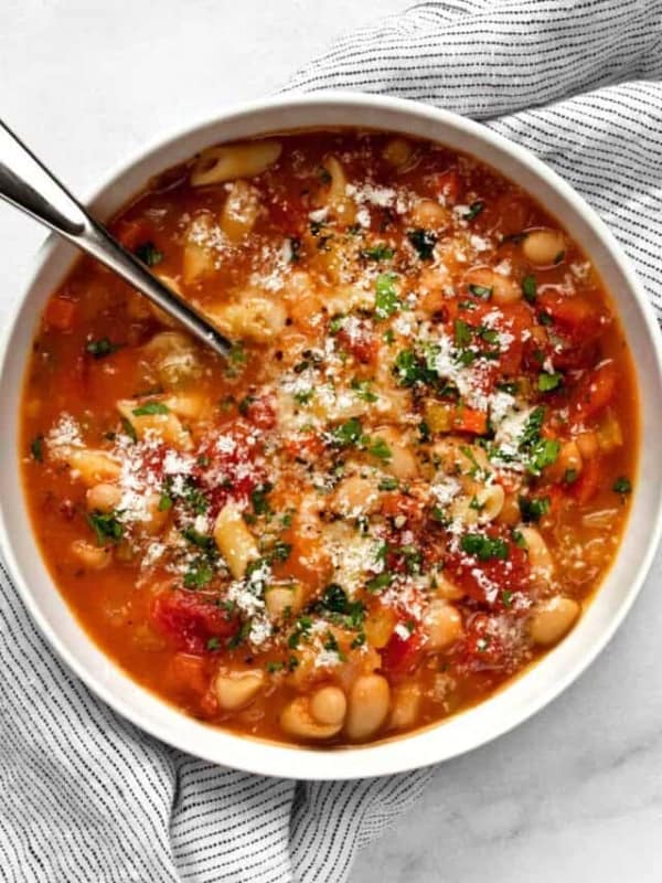 Vegetarian pasta fagioli soup in a bowl.