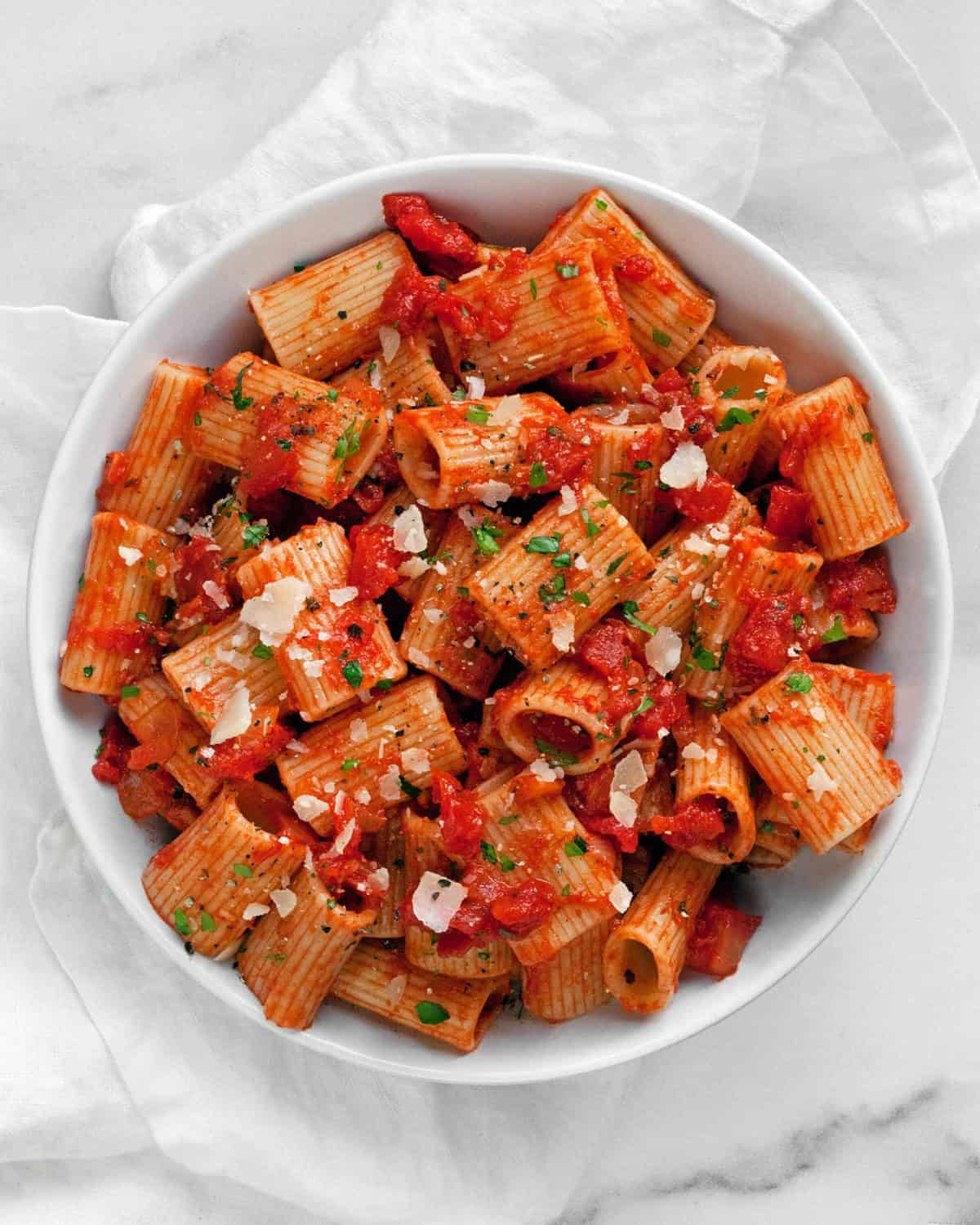 Easy Rigatoni with Tomato Sauce | Last Ingredient