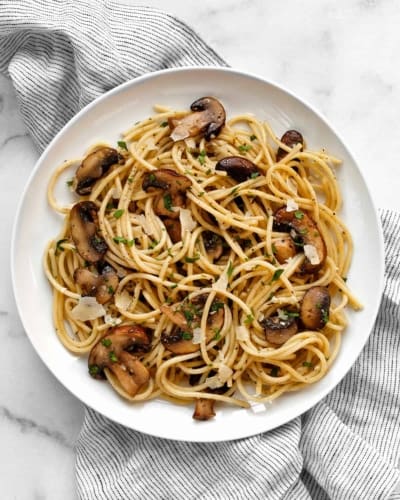 Easy Lemon Garlic Mushroom Spaghetti - Last Ingredient