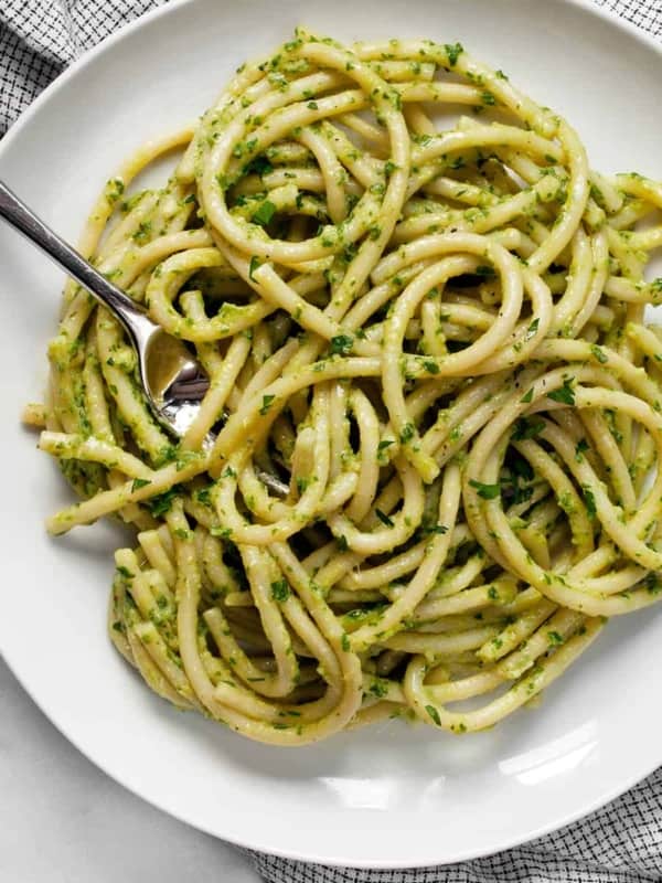 15-Minute Vegan Avocado Pasta