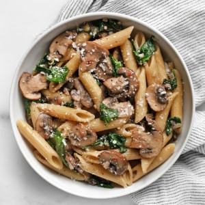 Mushroom spinach pasta in a bowl.